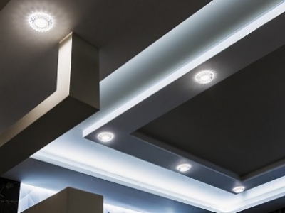 Quels sont les avantages d'utiliser des luminaires LED connectés ?