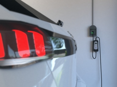 Guide et Astuces pour installer une prise renforcée pour voiture électrique 